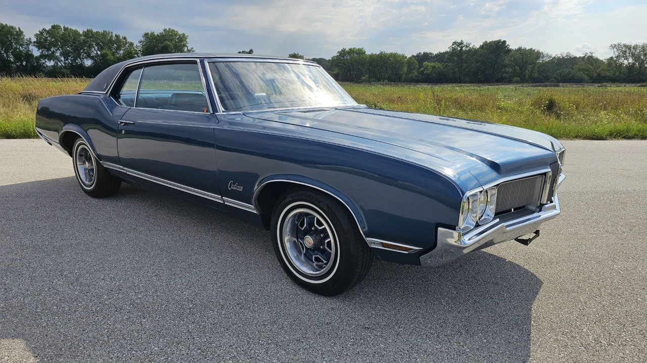 1970 Oldsmobile Cutlass 3rd Gen - Image 12 of 31