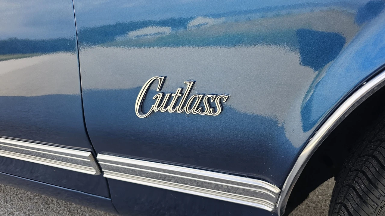 1970 Oldsmobile Cutlass 3rd Gen - Image 27 of 31