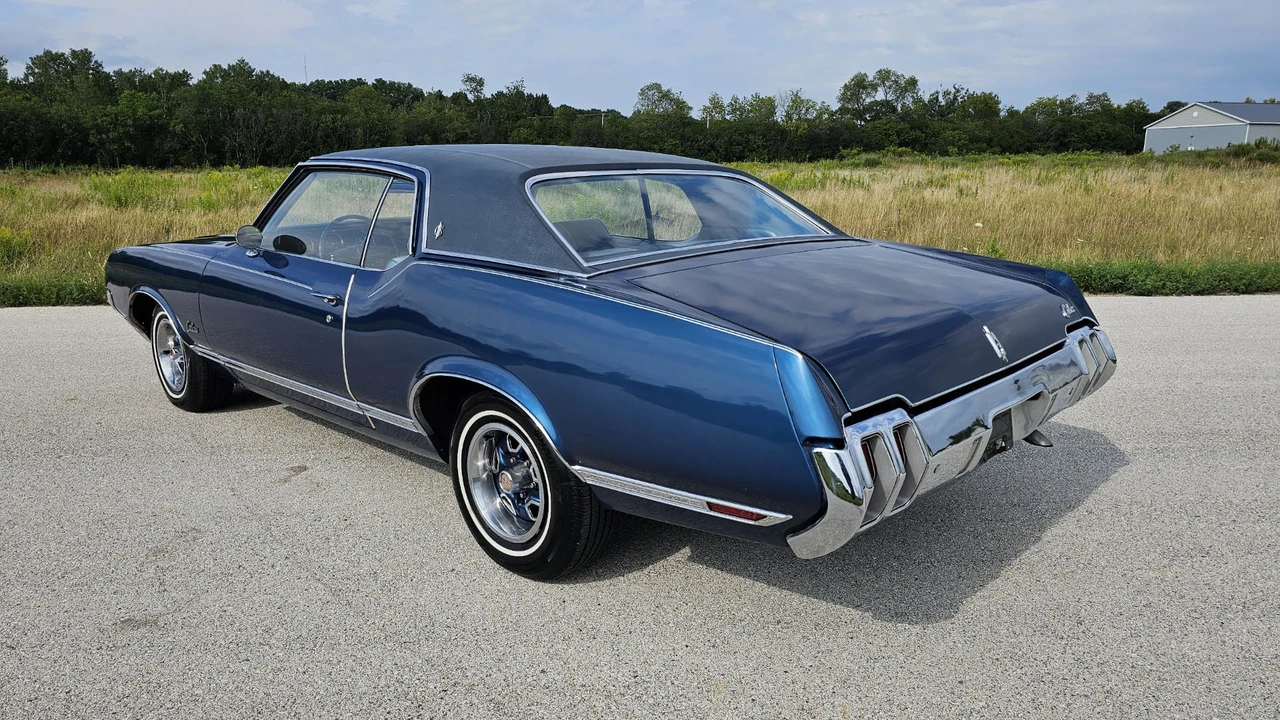 1970 Oldsmobile Cutlass 3rd Gen - Image 7 of 31