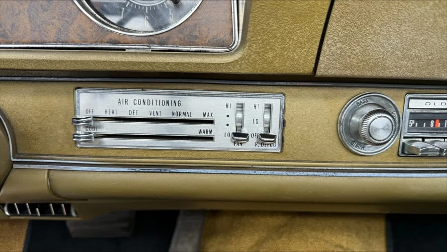 1970 Oldsmobile Cutlass Supreme - Image 12 of 16
