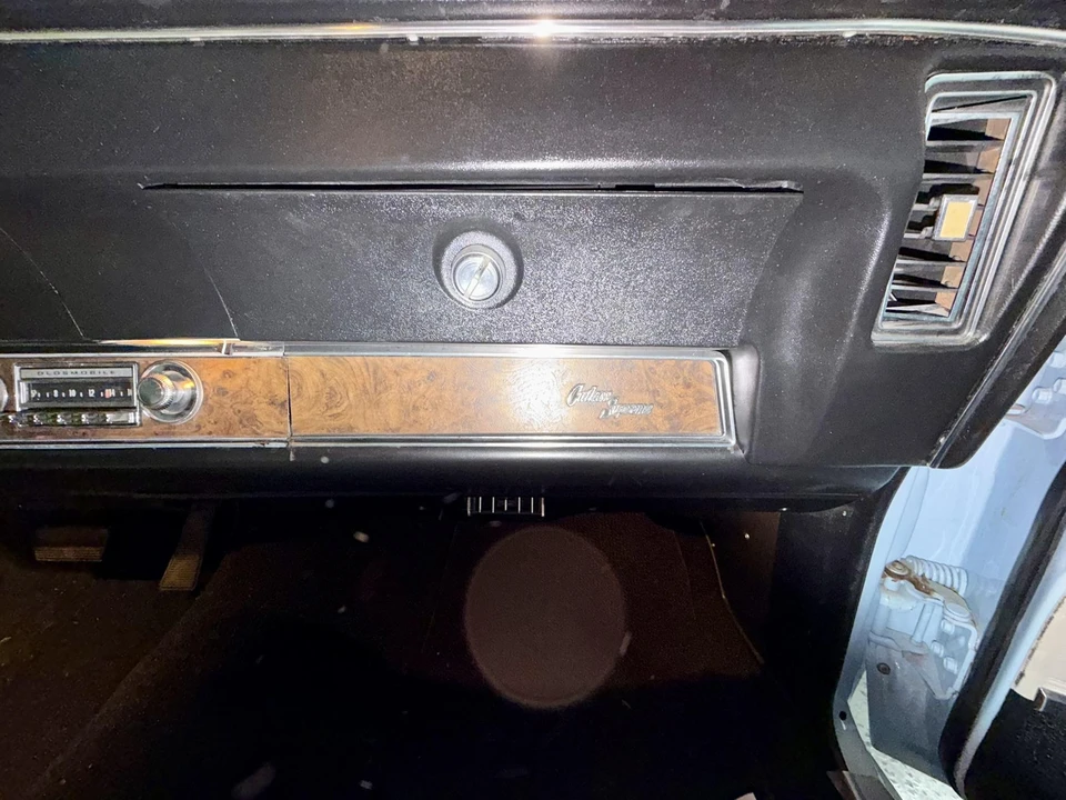 1970 Oldsmobile Cutlass Supreme - Image 29 of 31