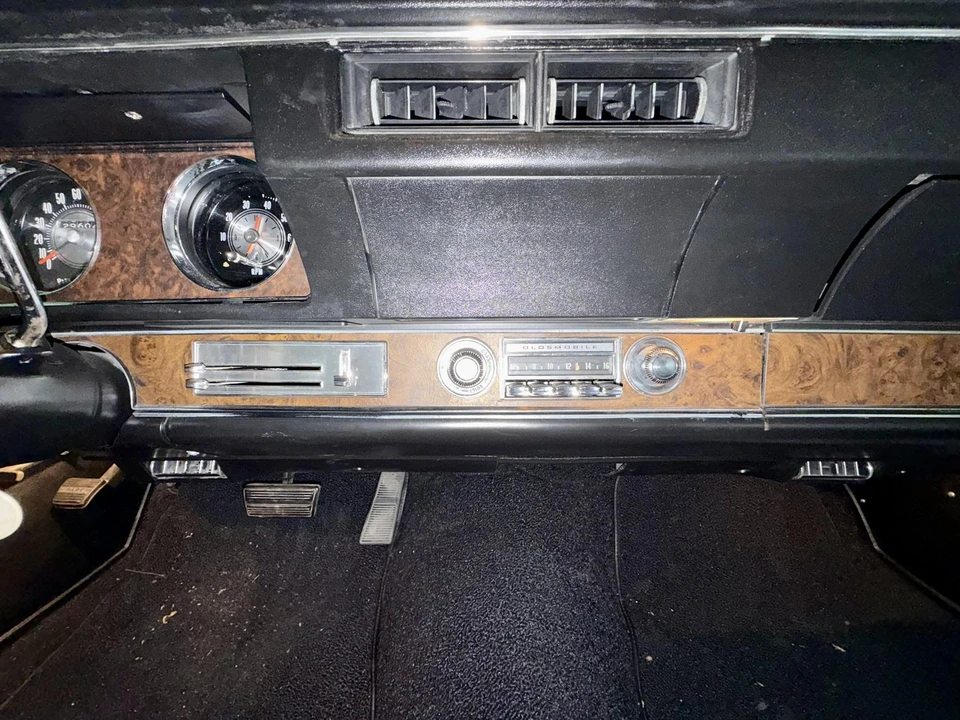 1970 Oldsmobile Cutlass Supreme - Image 27 of 31