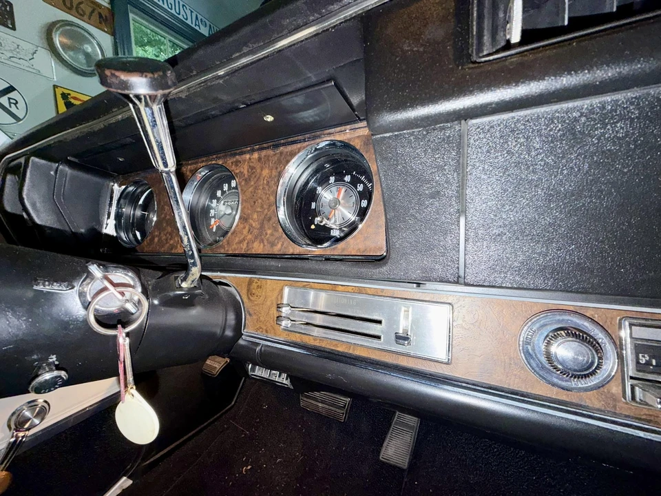 1970 Oldsmobile Cutlass Supreme - Image 28 of 31