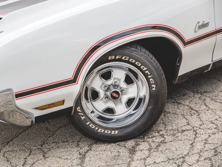 1970 Oldsmobile Cutlass Supreme - Image 8 of 31