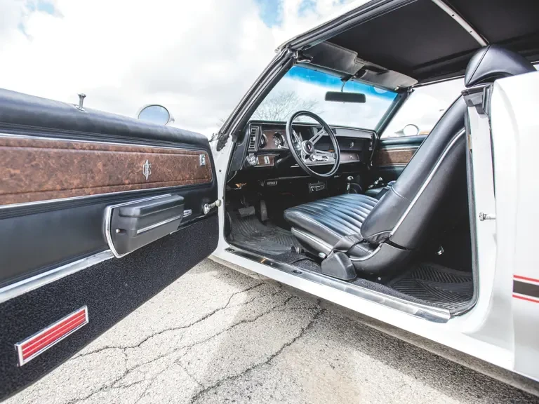 1970 Oldsmobile Cutlass Supreme - Image 15 of 31