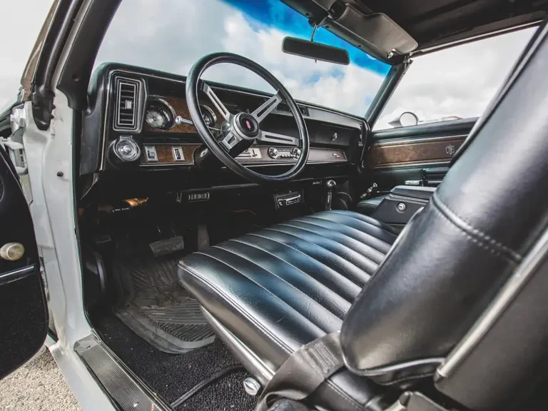 1970 Oldsmobile Cutlass Supreme - Image 16 of 31