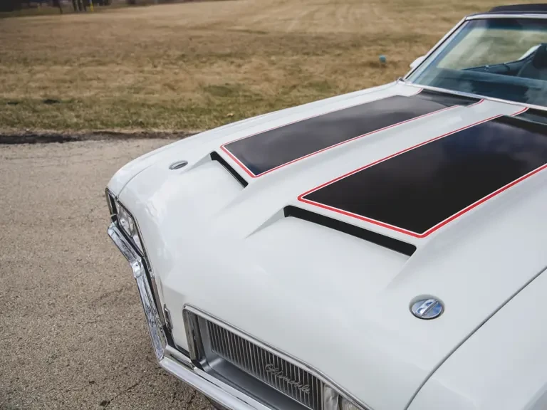1970 Oldsmobile Cutlass Supreme - Image 10 of 31