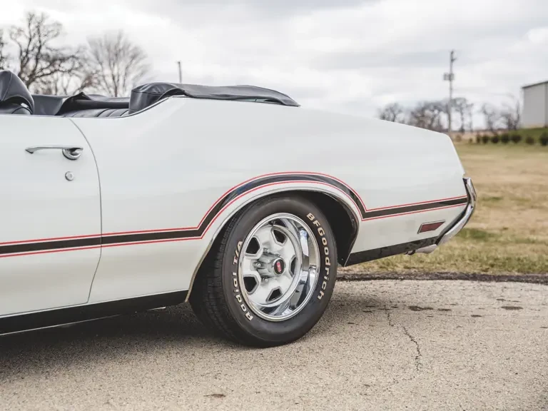 1970 Oldsmobile Cutlass Supreme - Image 11 of 31