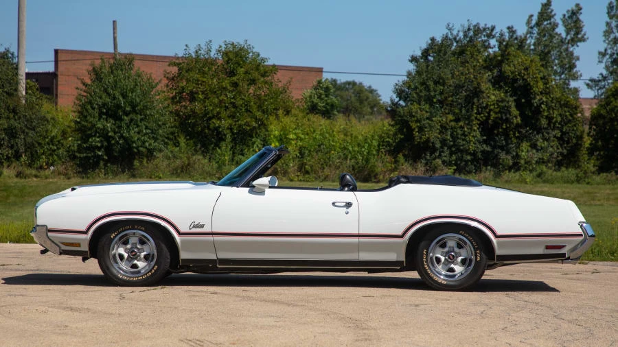 1970 Oldsmobile Cutlass Supreme - Image 2 of 12