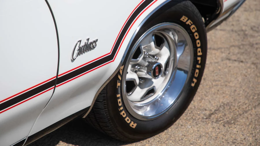 1970 Oldsmobile Cutlass Supreme - Image 10 of 12