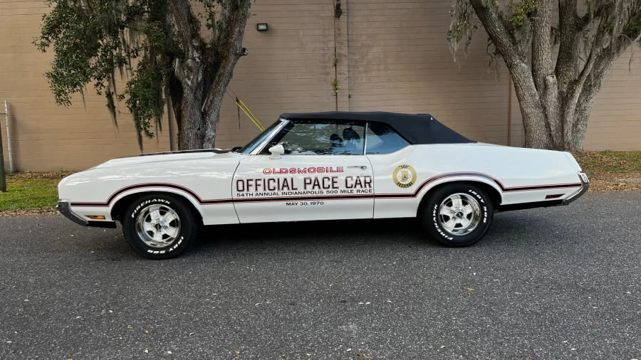 1970 Oldsmobile Cutlass Supreme - Image 2 of 9