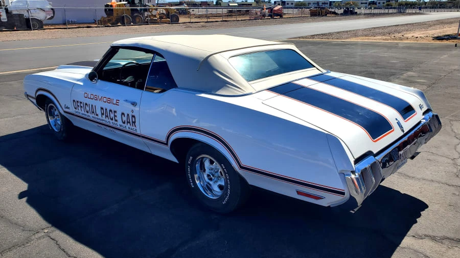 1970 Oldsmobile Cutlass Supreme - Image 6 of 8