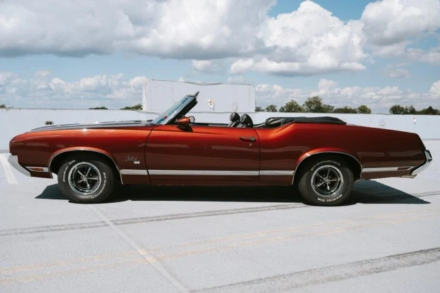 1970 Oldsmobile Cutlass Supreme - Image 3 of 10
