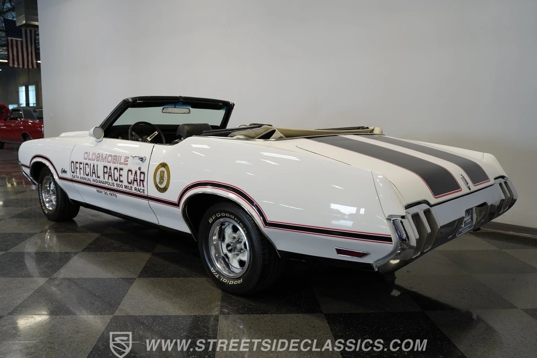 1970 Oldsmobile Cutlass Supreme - Image 9 of 31
