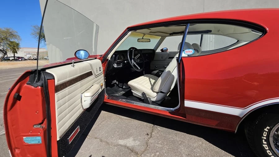 1970 Oldsmobile Cutlass 3rd Gen - Image 6 of 6
