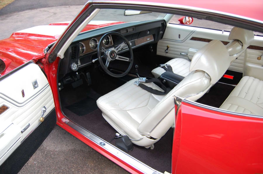 1970 Oldsmobile Cutlass 3rd Gen - Image 5 of 12