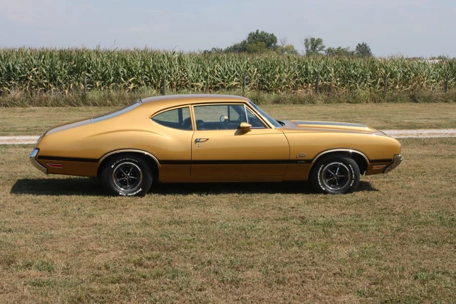 1970 Oldsmobile Cutlass 3rd Gen - Image 2 of 8