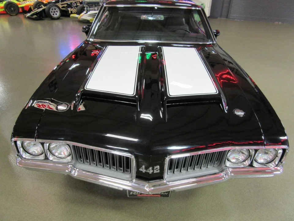 1970 Oldsmobile Cutlass 3rd Gen - Image 10 of 12
