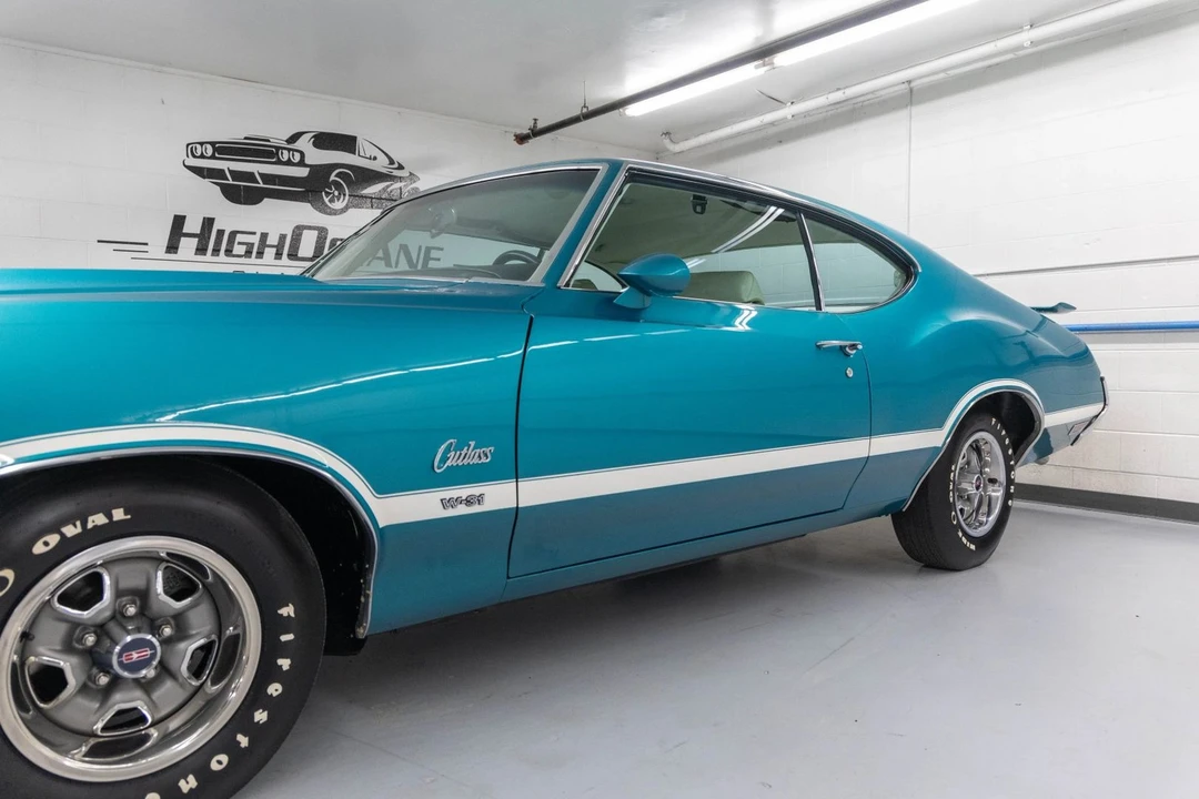 1970 Oldsmobile Cutlass 3rd Gen - Image 28 of 31