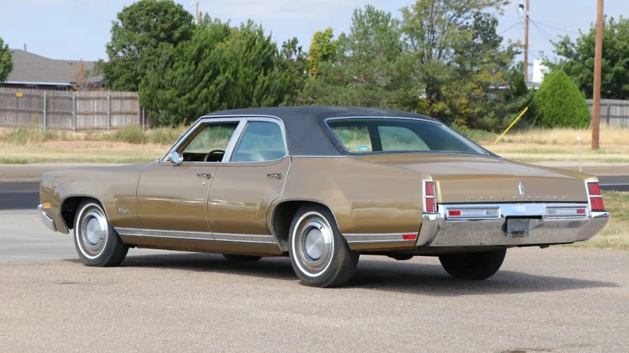 1970 Oldsmobile 88 - Image 3 of 12