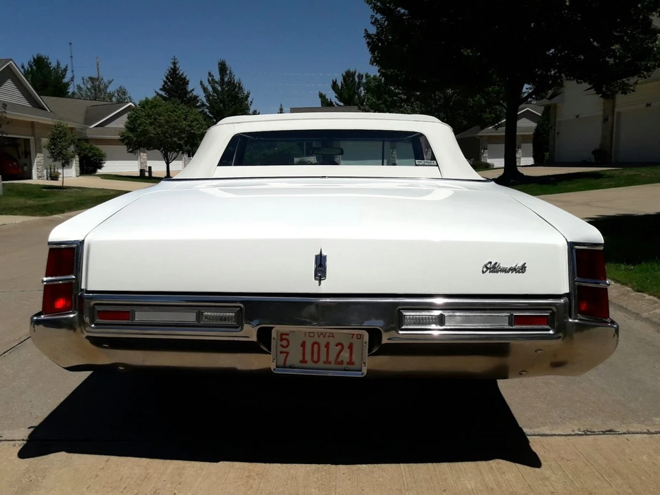 1970 Oldsmobile 88 - Image 5 of 31