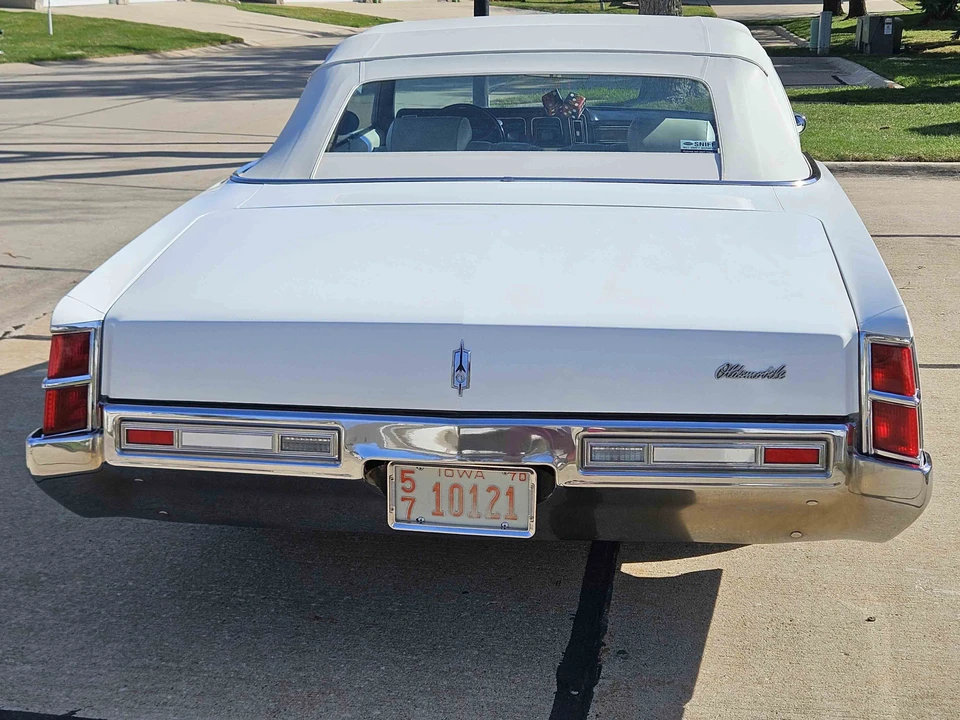 1970 Oldsmobile 88 - Image 4 of 31