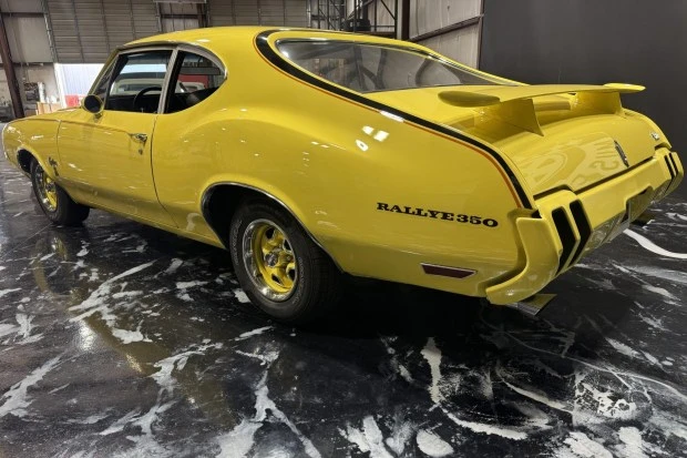 1970 Oldsmobile F-85 & Jetfire - Image 2 of 8