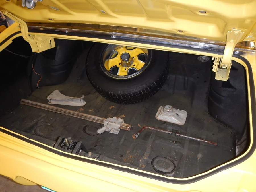 1970 Oldsmobile F-85 & Jetfire - Image 6 of 11