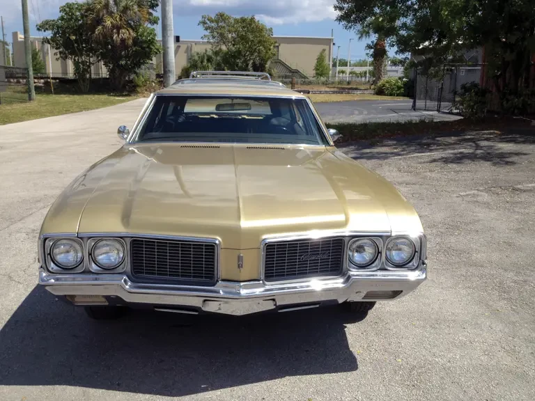 1970 Oldsmobile Vista Cruiser - Image 7 of 10