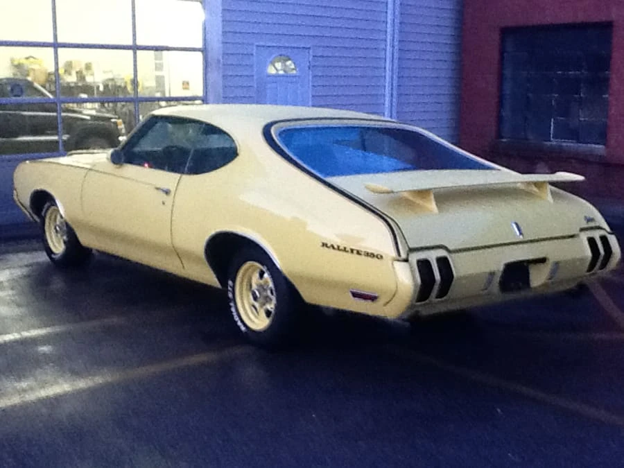 1970 Oldsmobile Cutlass 3rd Gen - Image 2 of 8