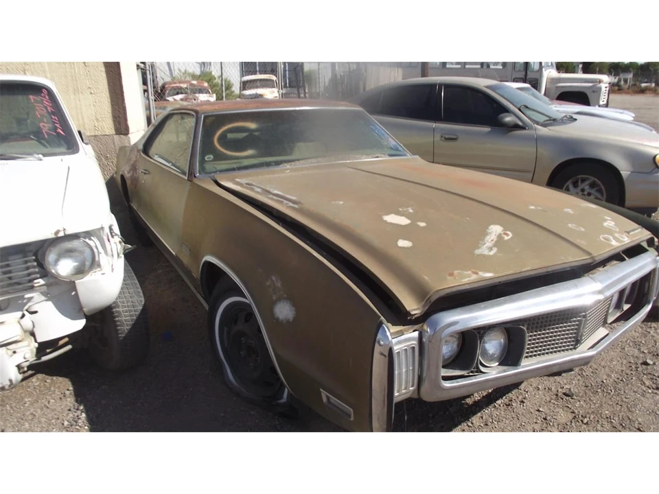 1970 Oldsmobile Toronado - Image 2 of 2