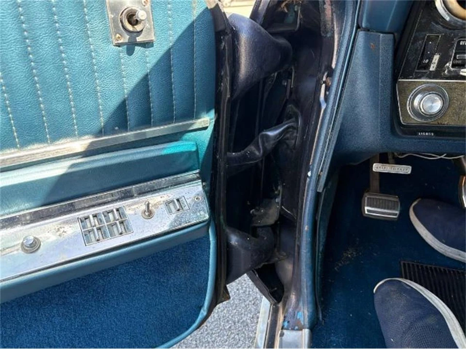 1970 Oldsmobile Toronado - Image 3 of 15