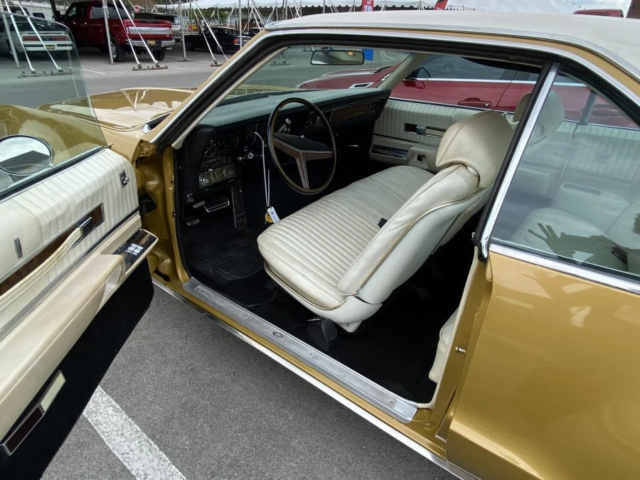 1970 Oldsmobile Toronado - Image 6 of 10