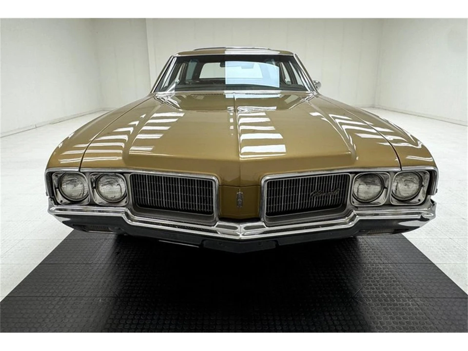 1970 Oldsmobile Vista Cruiser - Image 8 of 31