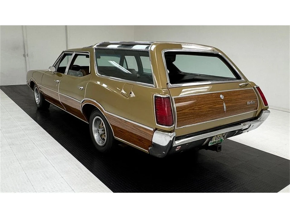 1970 Oldsmobile Vista Cruiser - Image 3 of 31