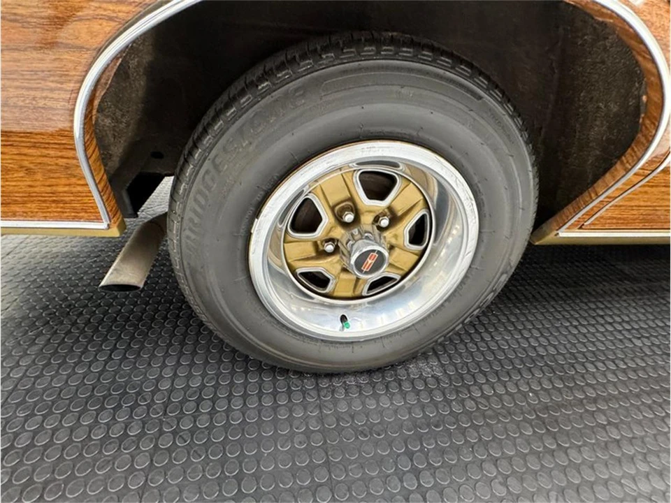 1970 Oldsmobile Vista Cruiser - Image 23 of 31