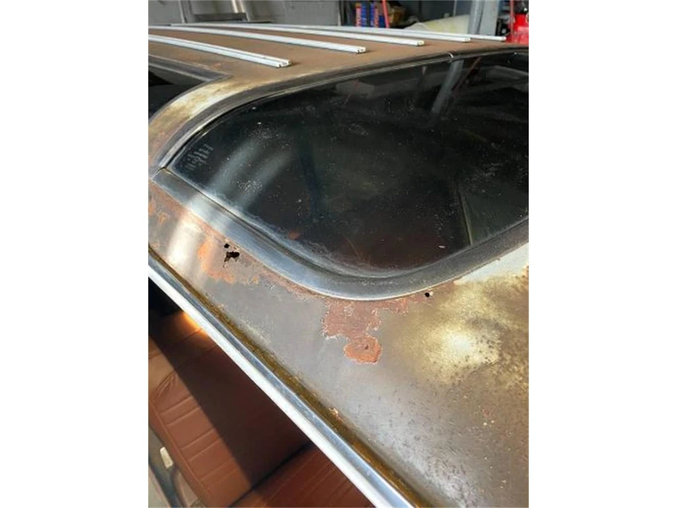 1970 Oldsmobile Vista Cruiser - Image 10 of 11