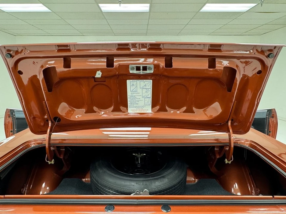 1970 Plymouth 'Cuda 3rd Gen Coupe - Image 25 of 31