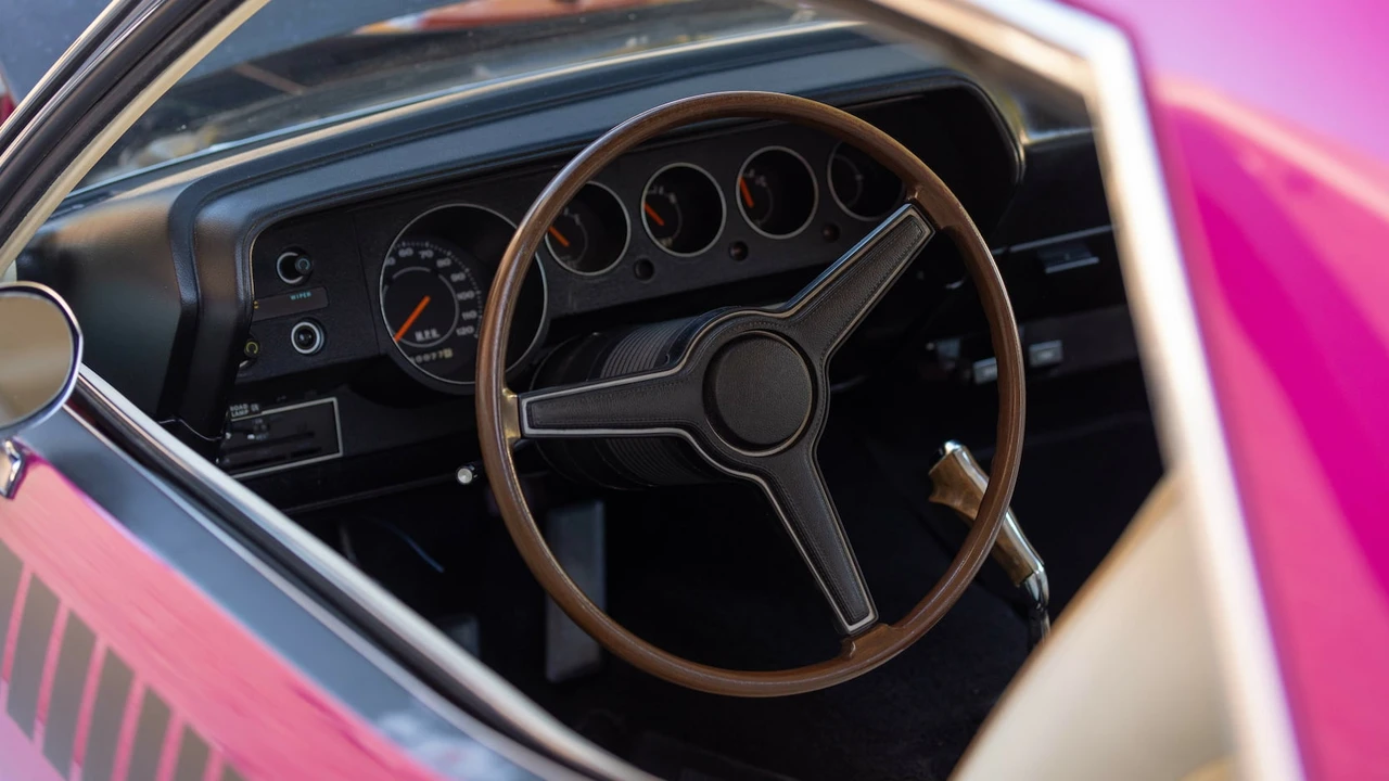 1970 Plymouth AAR 'Cuda 3rd Gen - Image 16 of 31