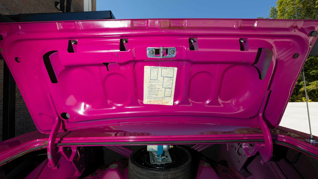 1970 Plymouth AAR 'Cuda 3rd Gen - Image 29 of 31