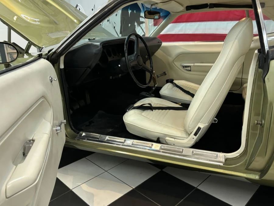 1970 Plymouth 'Cuda 3rd Gen Coupe - Image 10 of 31