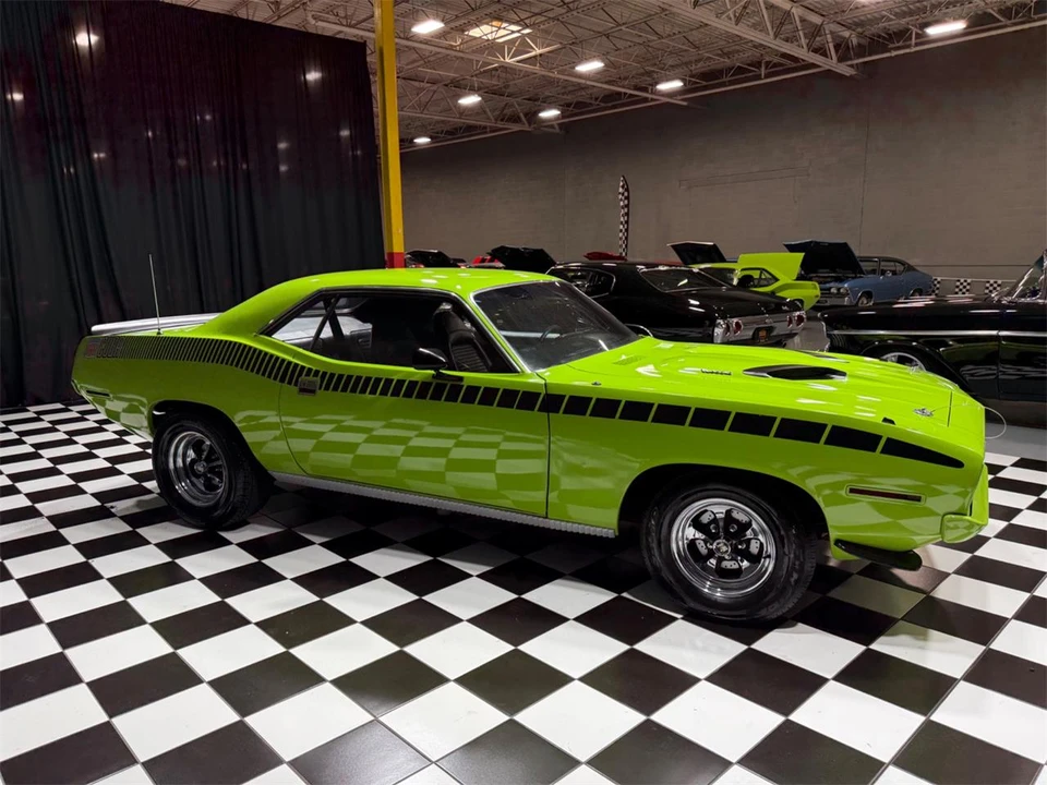 1970 Plymouth 'Cuda 3rd Gen Coupe - Image 10 of 31