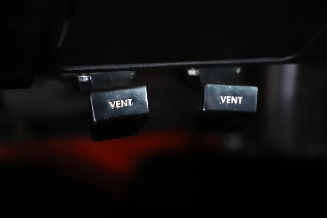 1970 Plymouth 'Cuda 3rd Gen Coupe - Image 28 of 31