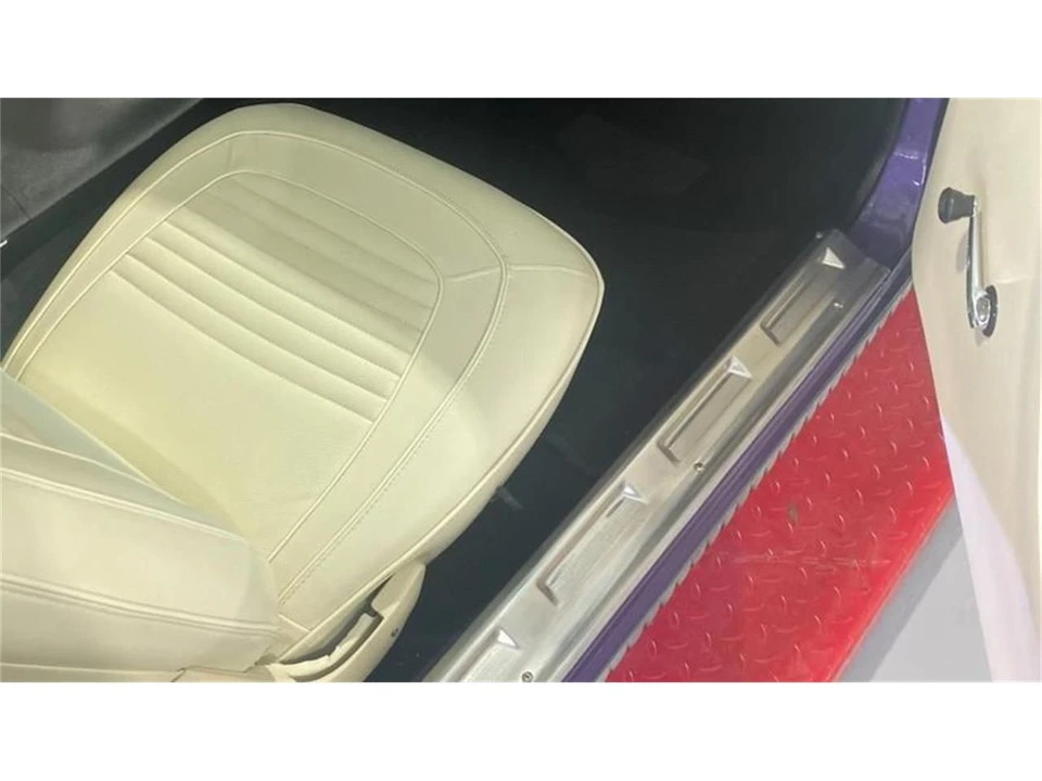 1970 Plymouth 'Cuda 3rd Gen Coupe - Image 10 of 21