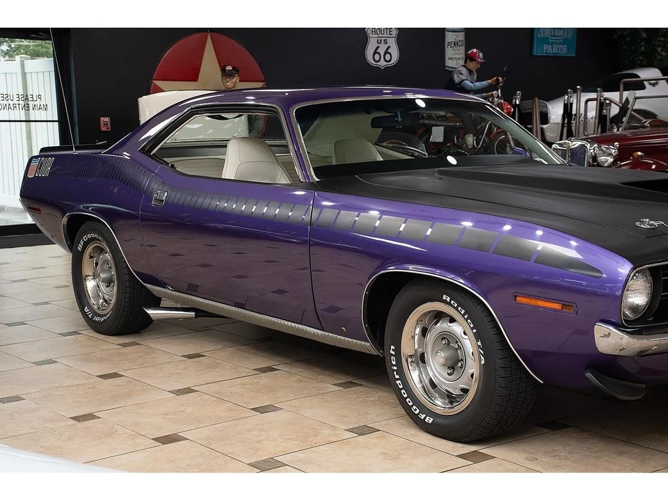 1970 Plymouth 'Cuda 3rd Gen Coupe - Image 12 of 31