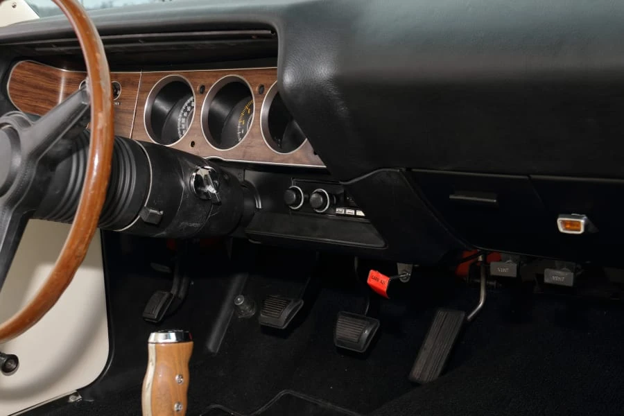 1970 Plymouth 'Cuda 3rd Gen Coupe - Image 25 of 31