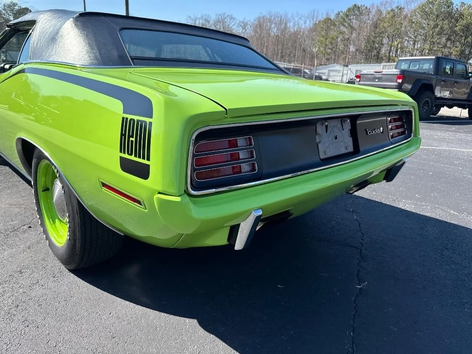 1970 Plymouth Hemi 'Cuda 3rd Gen Convertible - Image 27 of 31