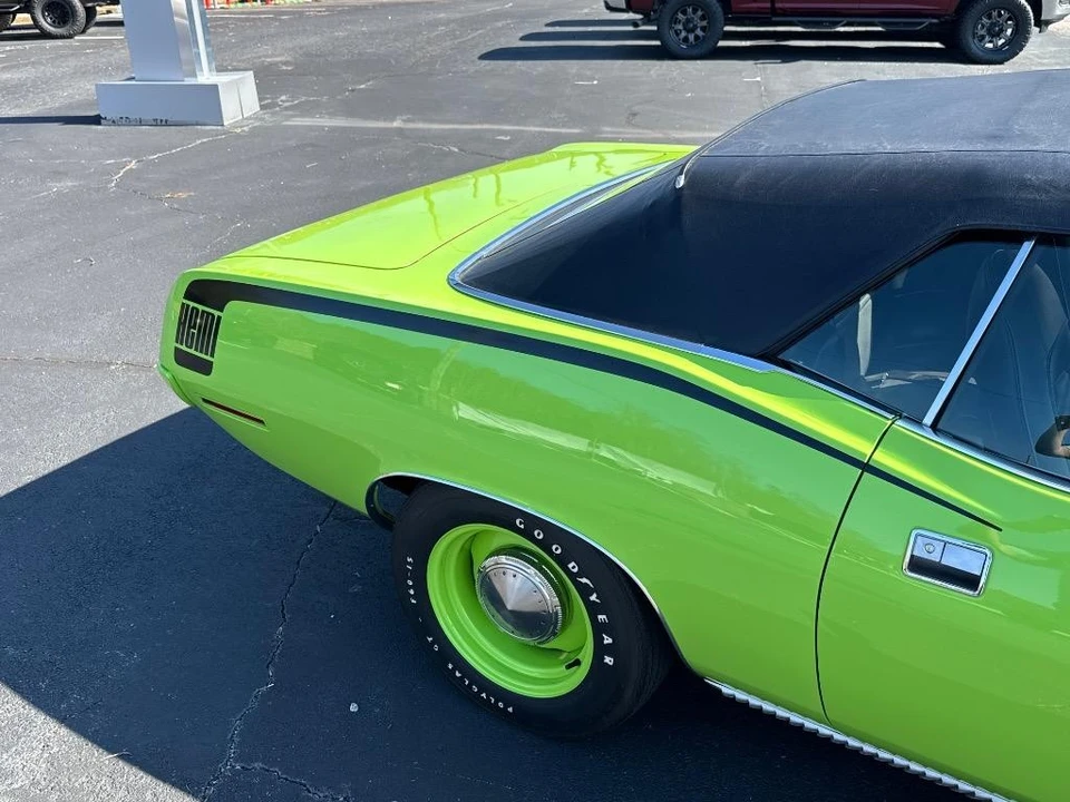 1970 Plymouth Hemi 'Cuda 3rd Gen Convertible - Image 22 of 31