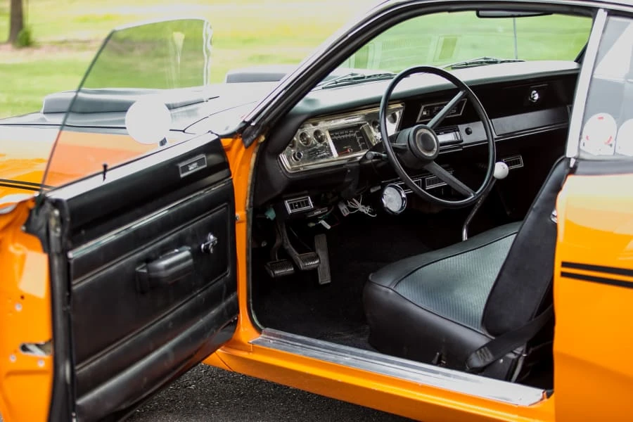 1970 Plymouth Duster - Image 9 of 16