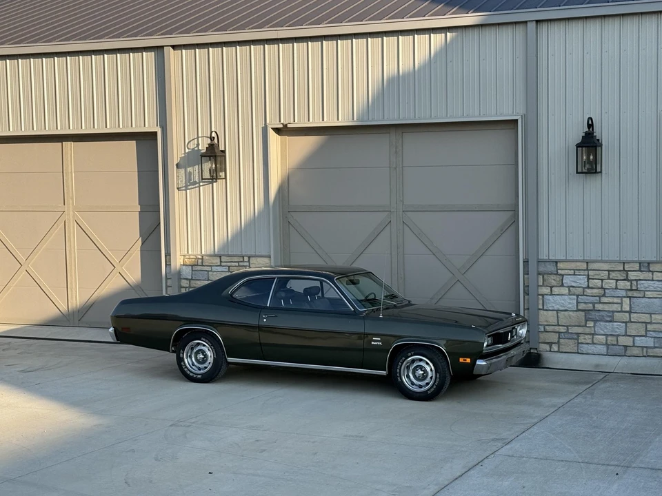 1970 Plymouth Duster - Image 4 of 31